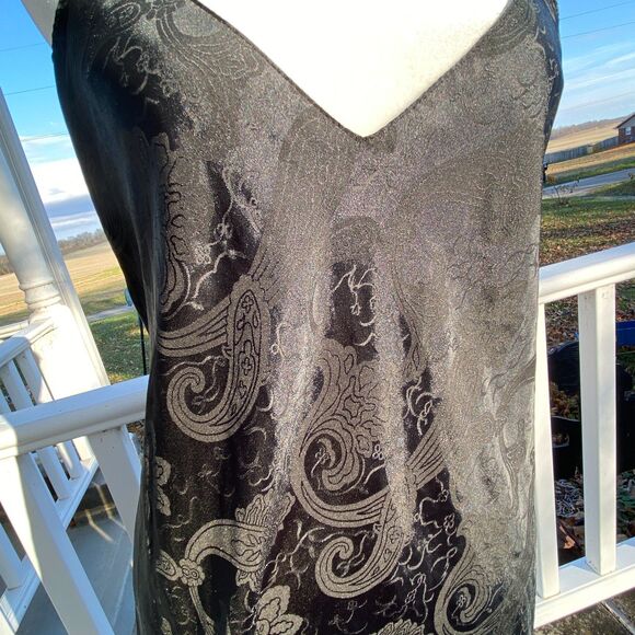 Elegant Black Chemise - Picture 3 of 8